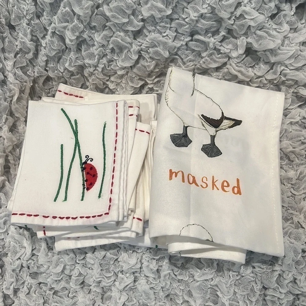 BOOBIES ASSORTMENT TEA TOWELS/ NAPKINS BUNDLE 17 PIECES.